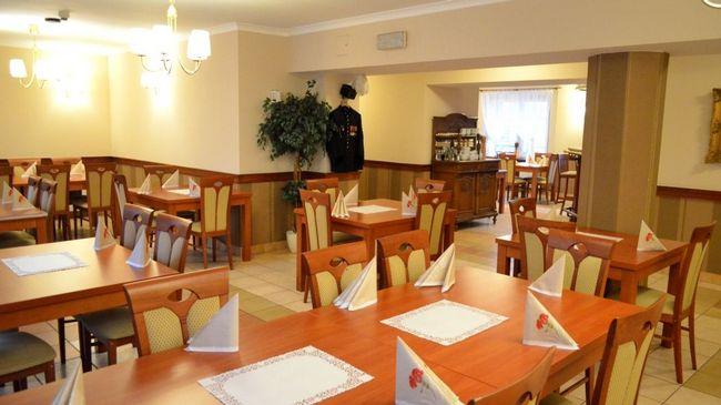 Hotel Malinowski Economy Ґлівіце Ресторан фото